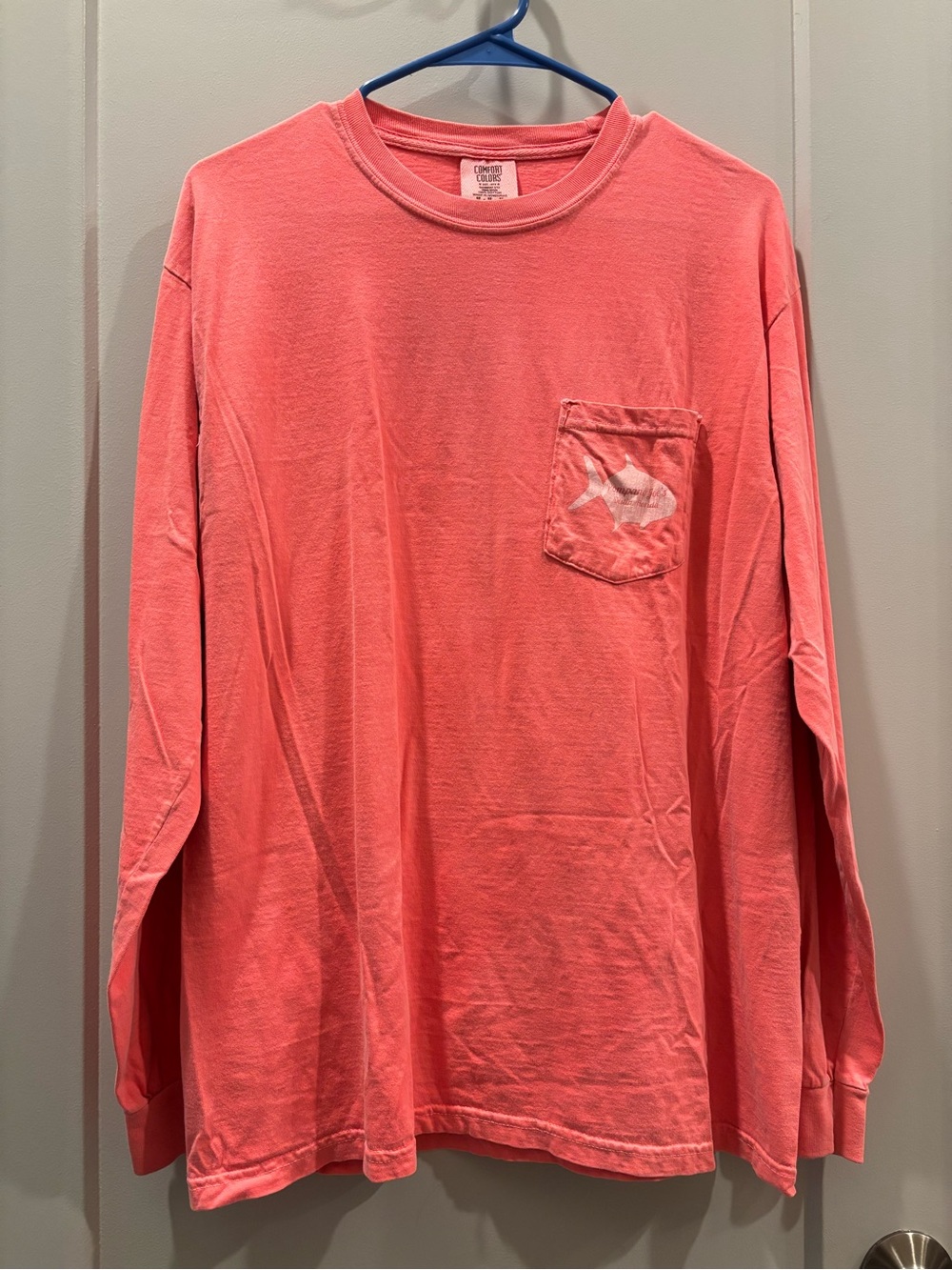 Comfort Colors Coral Long Sleeve Pocket Tee